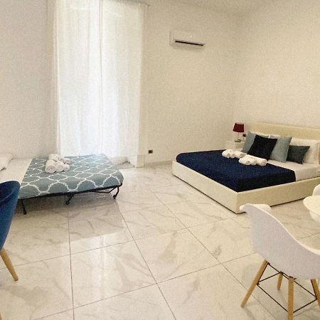 Domus Luigi Leone II Bed and Breakfast Νάπολη Εξωτερικό φωτογραφία