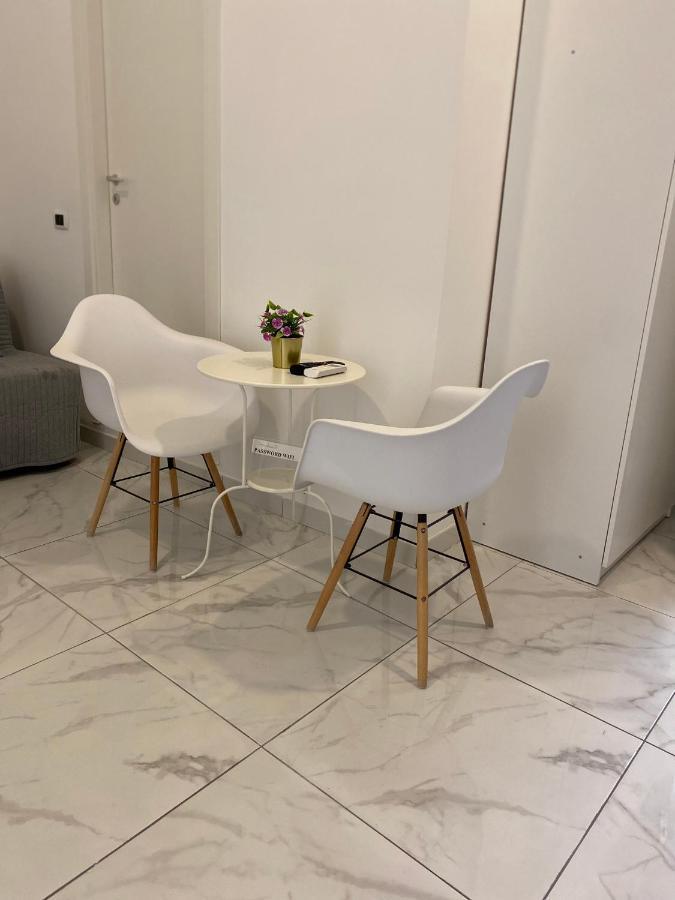 Domus Luigi Leone II Bed and Breakfast Νάπολη Εξωτερικό φωτογραφία