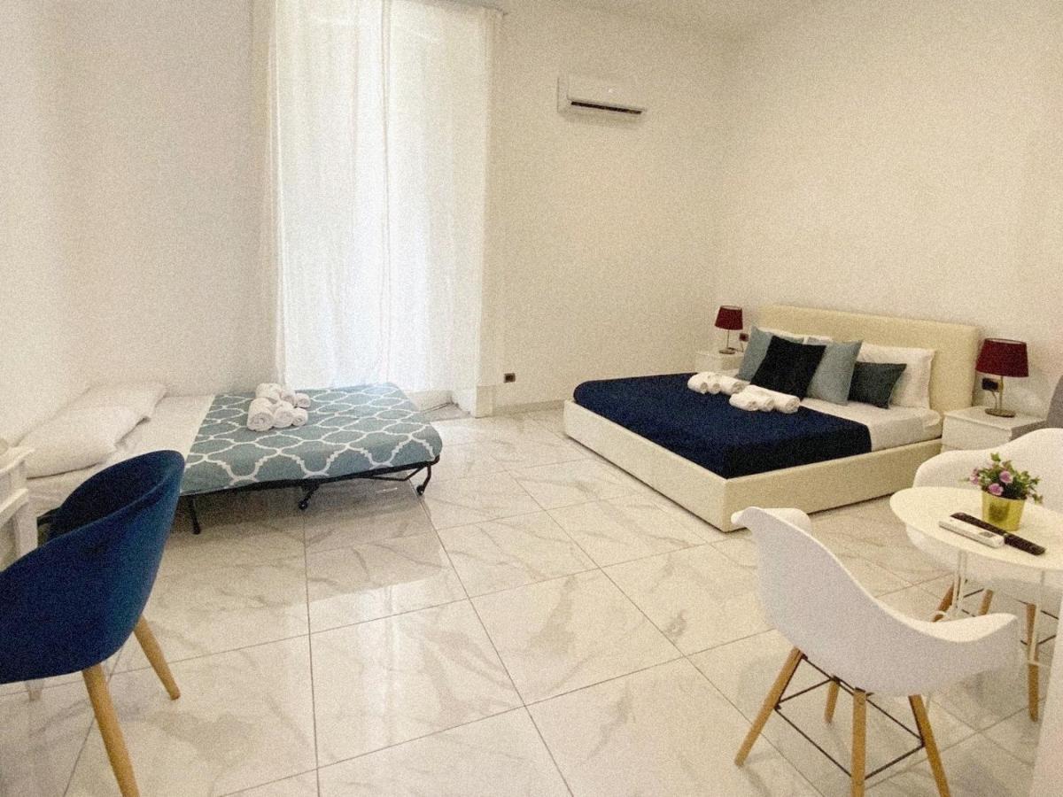 Domus Luigi Leone II Bed and Breakfast Νάπολη Εξωτερικό φωτογραφία