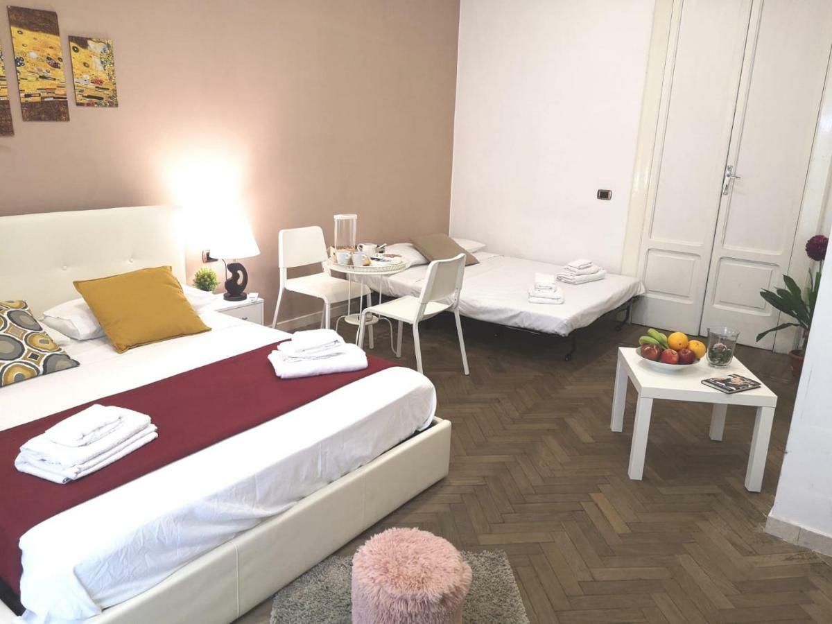 Domus Luigi Leone II Bed and Breakfast Νάπολη Εξωτερικό φωτογραφία