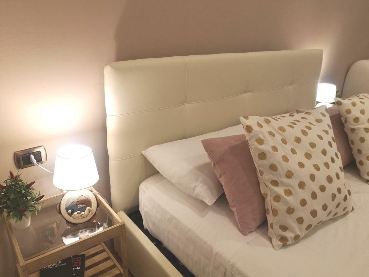 Domus Luigi Leone II Bed and Breakfast Νάπολη Εξωτερικό φωτογραφία