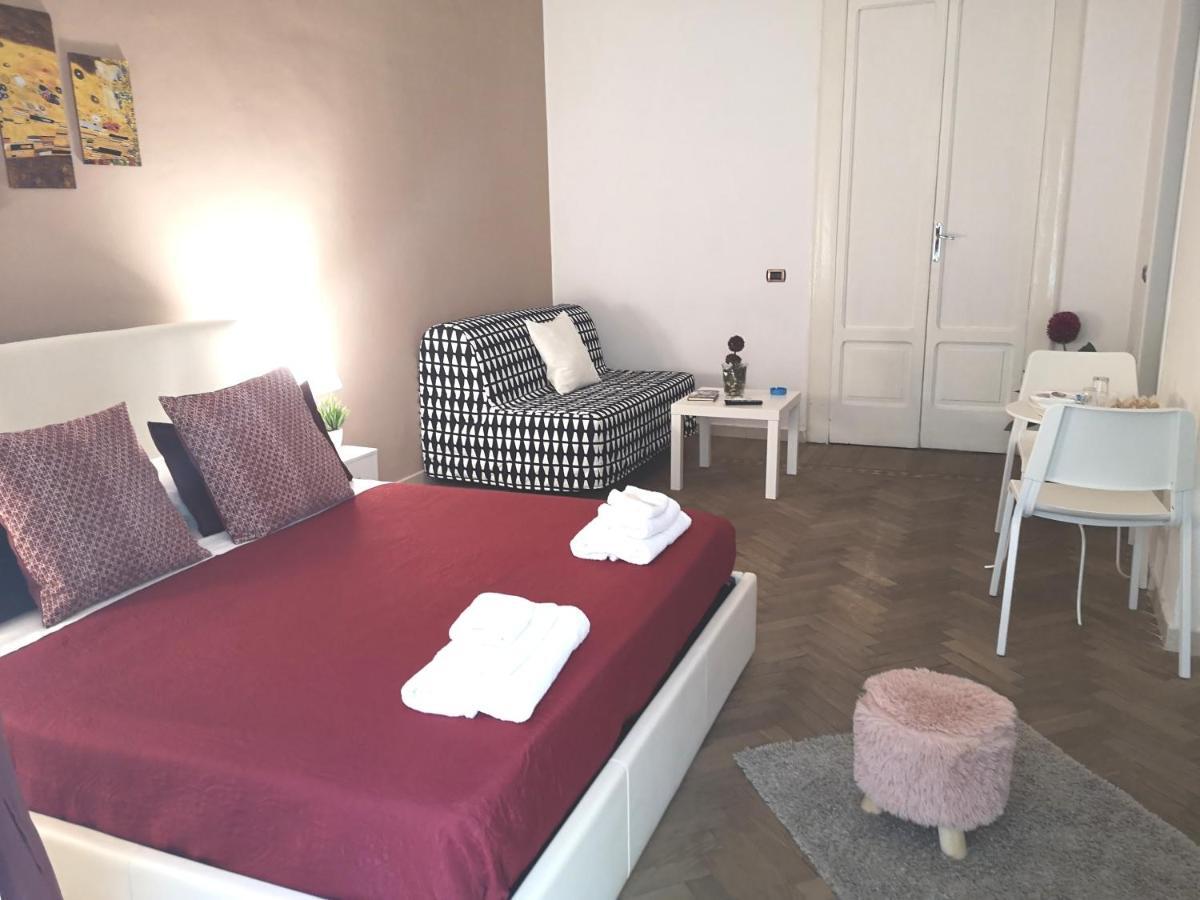 Domus Luigi Leone II Bed and Breakfast Νάπολη Εξωτερικό φωτογραφία