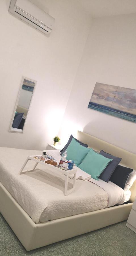 Domus Luigi Leone II Bed and Breakfast Νάπολη Εξωτερικό φωτογραφία